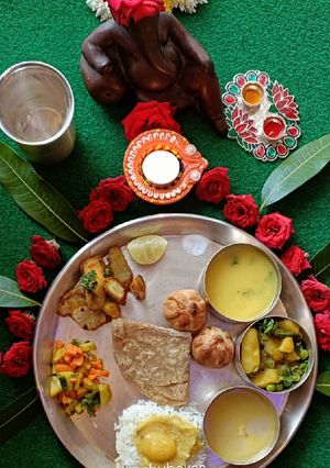 A picture of Maharashtrian Naivedya Thali for Ganapati Bappa.