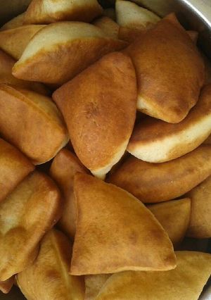 A picture of Mahamri.