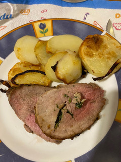 Una foto de Carne al horno mechada 🥩🥔🧅