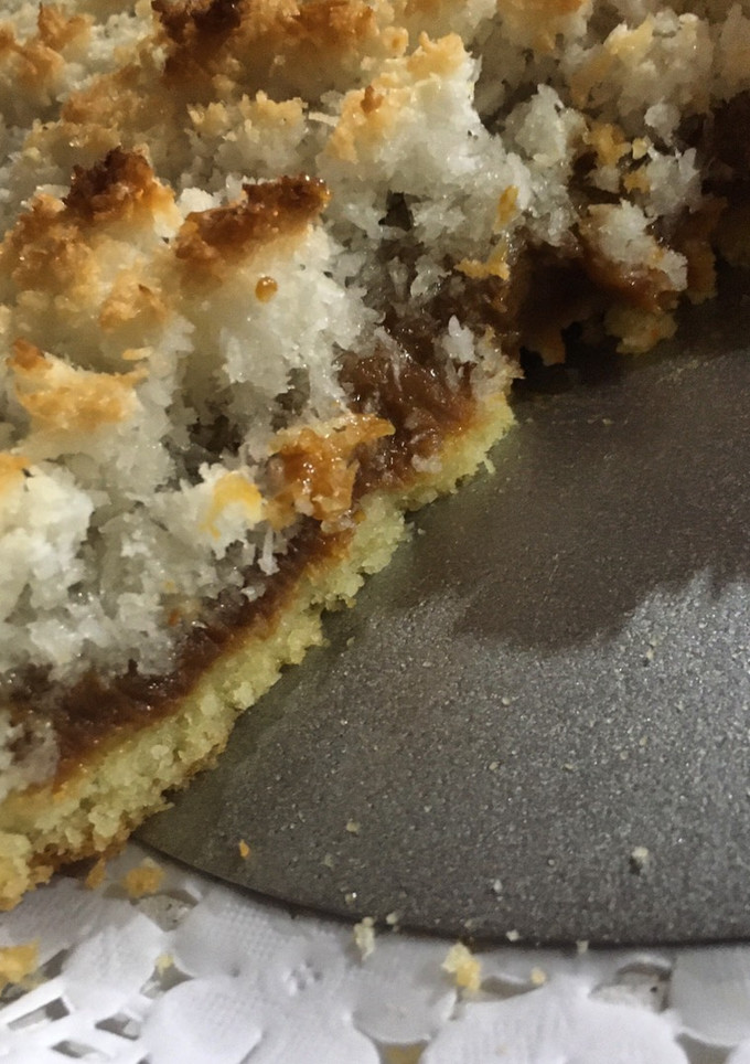 Una foto de Tarta de coco y dulce de leche ❤️