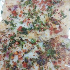 Poha rava uttapam A picture of Poha rava uttapam.