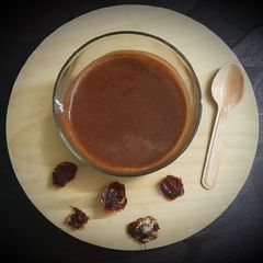A picture of Tamarind dates chutney.