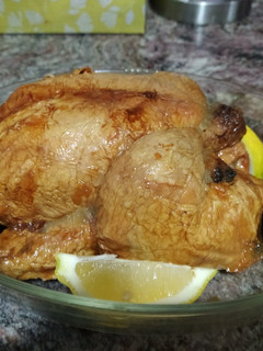 Una foto de Pollo asado al horno con patatas