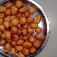 A picture of Moong dal pakoda.