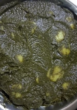 A picture of Spinach with Potato.