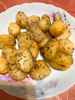 香烤迷你馬鈴薯【氣炸鍋】 的食譜成品照片