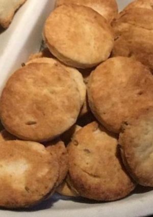 A picture of Jeera biscuits.