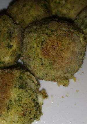 Brokkolis tojásos fasírt recept fotója