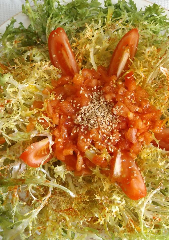 Una foto de Ensalada de invierno de escarola