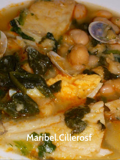 Una foto de Potaje de alubias, garbanzos y bacalao