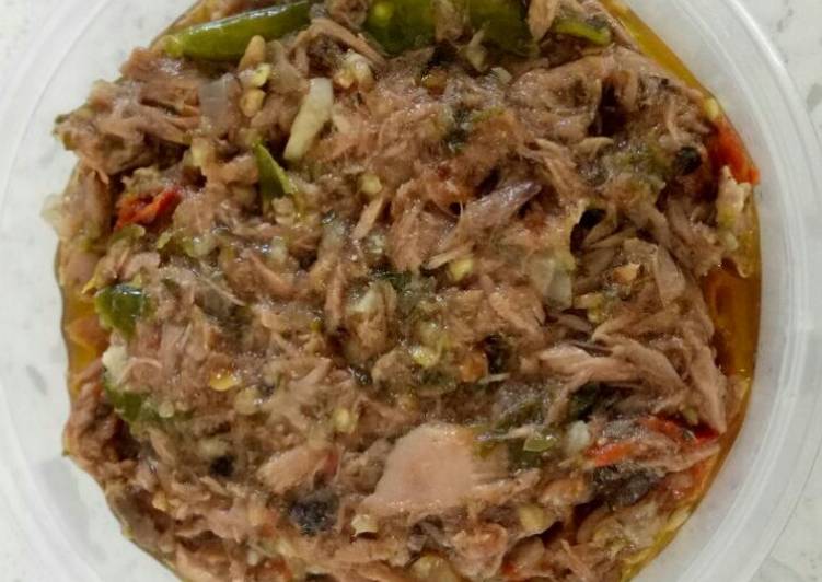 Step-by-Step Guide to Make Any-night-of-the-week Spicy Canned Tuna (Sambal Tuna)