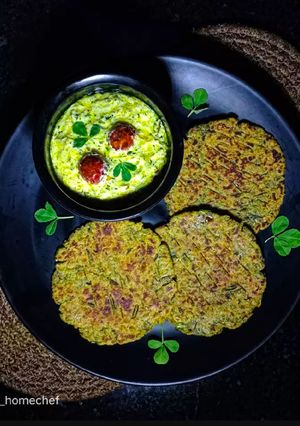 A picture of Methi Biscuit Bhakri.