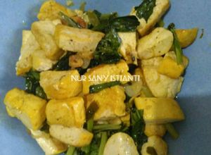 Foto resep Tumis Tahu Daun Seladah