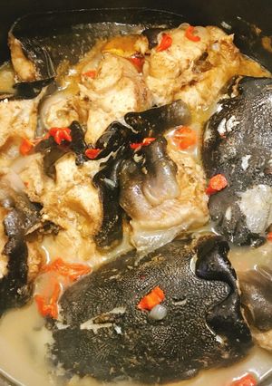 A picture of Catfish soup.