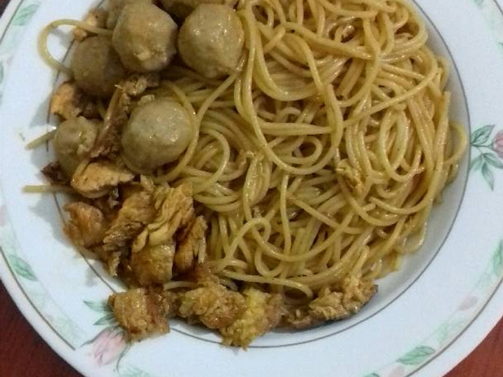 Langkah Mudah untuk Membuat Spagetti Oriental Chicken With Meatball yang Menggugah Selera