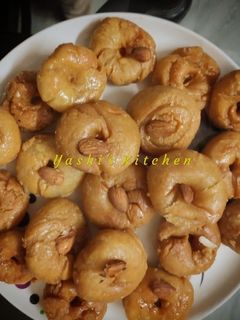 बालूशाही (balushahi recipe in Hindi) रेसिपी मुख्य फोटो