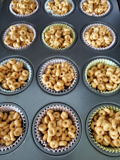 A picture of Peanut Butter Cheerio Breakfast Cups.