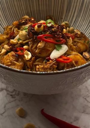 A picture of Singapore Noodles.