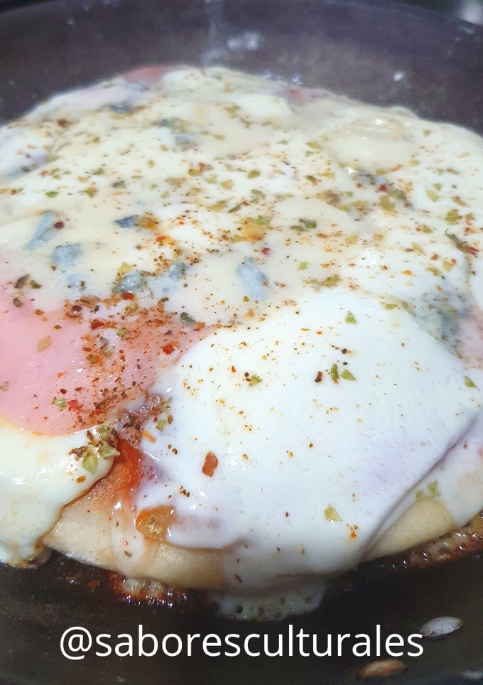 Una foto de 🍕𝙋🄸🅉🅉🄰 a la 𝙎🄰🅁🅃É🄽🍕 (🆘 sin horno)