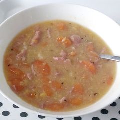 A picture of My Thick Pea & Ham Soup (pea wack as Liverpool people call it).