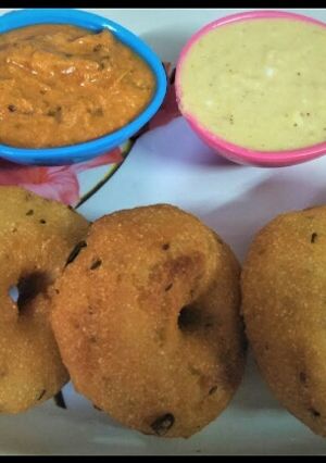 सूजी वड़ा रेसिपी मुख्य फोटो