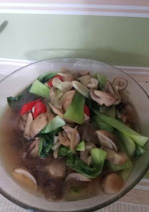 Foto resep Tumis Pakcoy Jamur Kancing