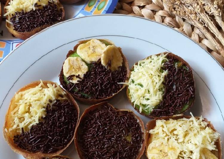 4. MARTABAK MANIS MINI (dg takaran sendok dijamin bersarang)