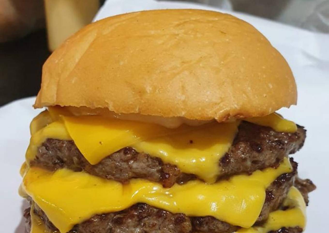 Hamburguesa triple carne triple cheddar 馃槏馃い
