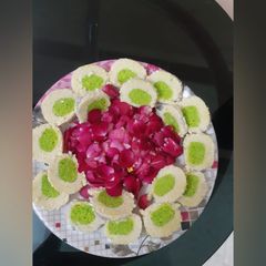 A picture of Kaju pista rings.