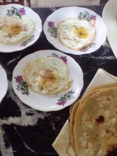 A picture of Half Fry Egg.