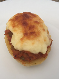 Una foto de Patatas rellenas de boloñesa de soja