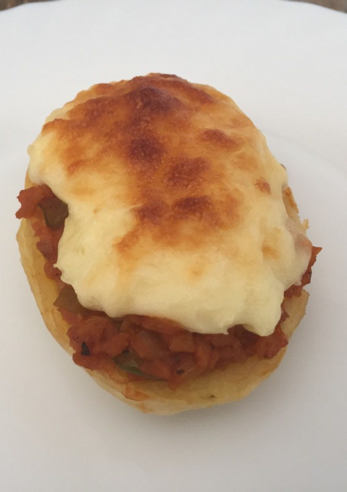 Una foto de Patatas rellenas de boloñesa de soja