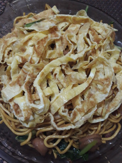 Foto resep Mie Goreng Kecap Dadar Rawis