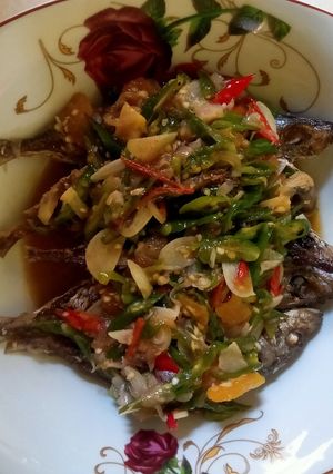Foto resep Ikan goreng tumis cabe ijo