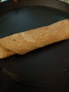 পাটিসাপটা পিঠা (Patishapta pitha recipe in Bengali) রেসিপির প্রধান ছবি