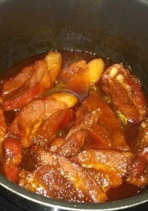 Una foto de Costilla ahumada en salsa