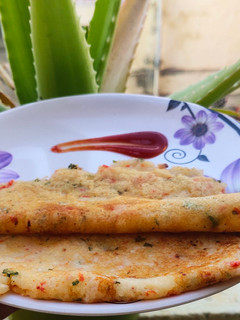सूजी का चीला (sooji ka cheela recipe in Hindi) रेसिपी मुख्य फोटो