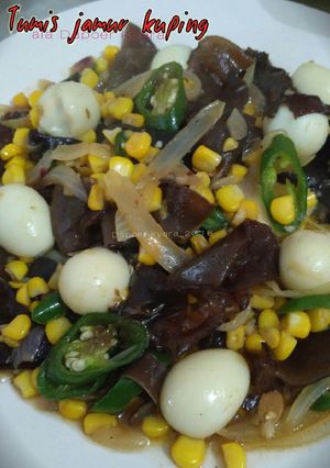 Foto resep Tumis Jamur Kuping ala Dapoer Kyara