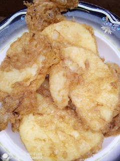 A picture of Egg coated yam.