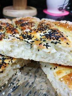 صورة لوصفة خبز البيدا التركي 🇹🇷 بماء غازي 