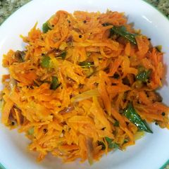 A picture of Carrot & capsicum stir fry.