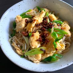A picture of Stir-fried 'Shirataki' (Konjac Noodles) & Egg.