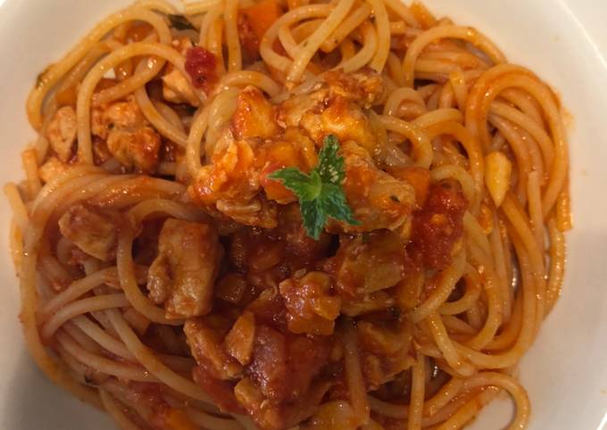 Spaghetti al ragù di pesce spada