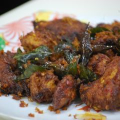 A picture of Payyoli Chicken Porichathu/Payyoli Chicken Fry.