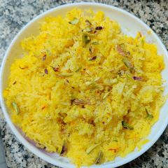 A picture of Kesari mithe chawal.