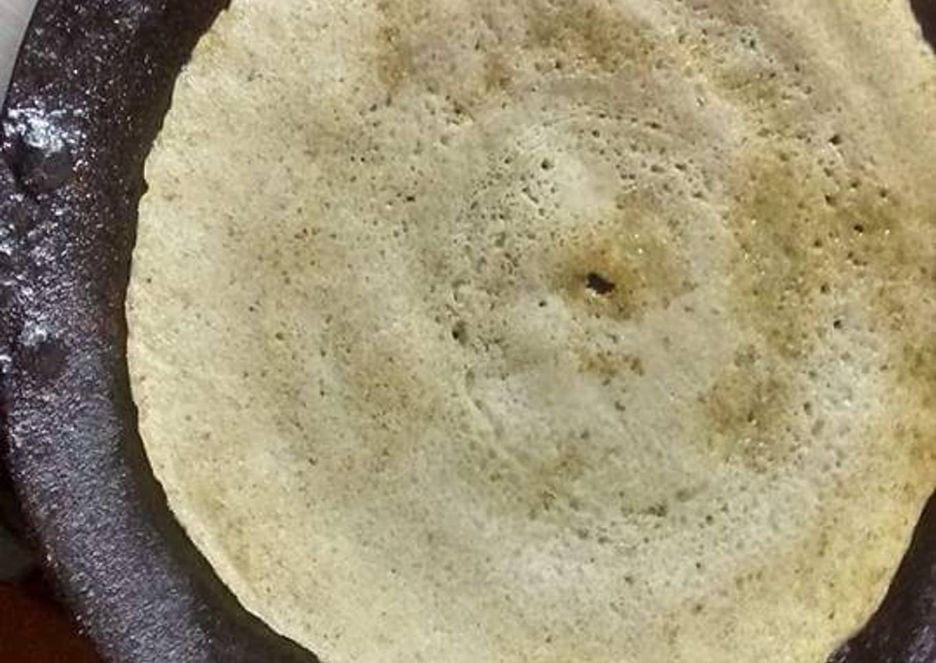 Adai or pasereto with gun powder, green chutney