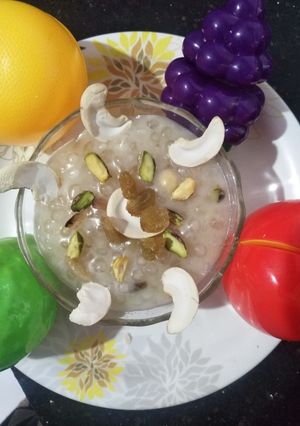 साबूदाना खीर रेसपी (Sabudana kheer recipe in marathi) रेसिपी चे मुख्य फोटो