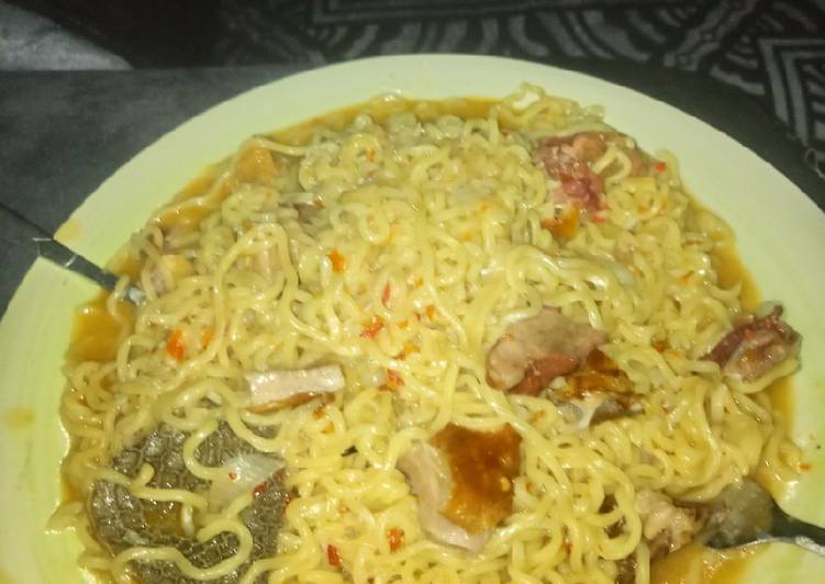 Recipe of Delicious Indomie jollof