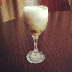 A picture of Tangy banana trifle.