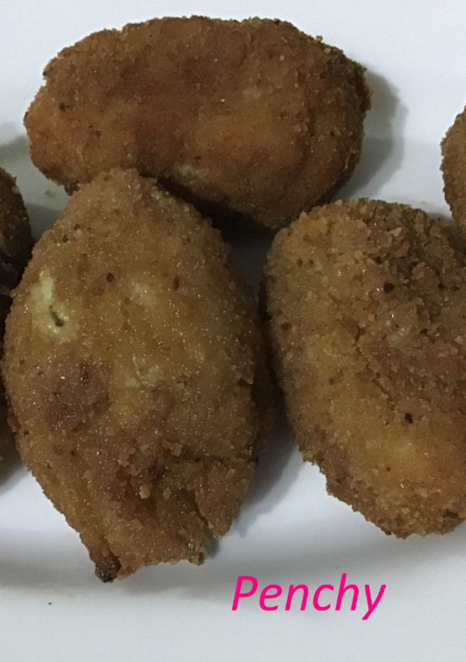 Una foto de Croquetas de pollo en cocotte con su jugo